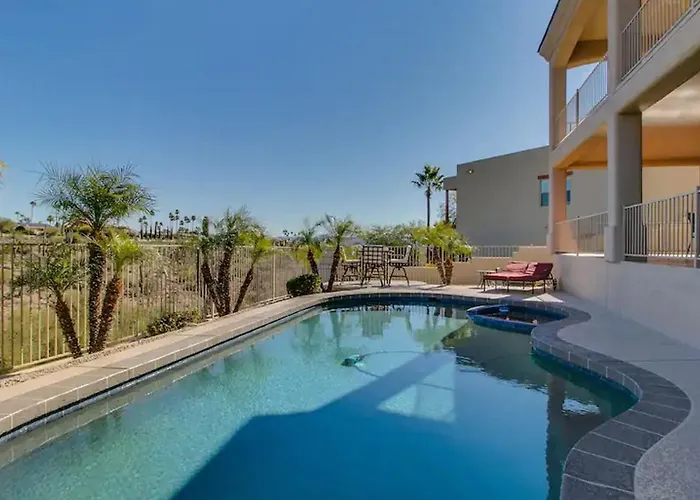 Fabulous 4-bdrm Wbreathtaking Views Pool