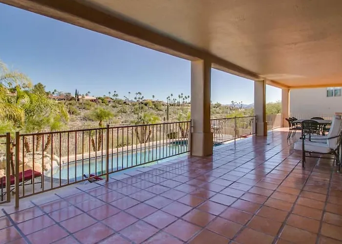 Fabulous 4-bdrm Wbreathtaking Views Pool *