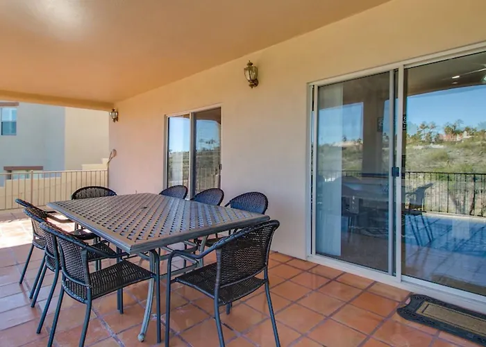 Сasa de vacaciones Fabulous 4-bdrm Wbreathtaking Views Pool *