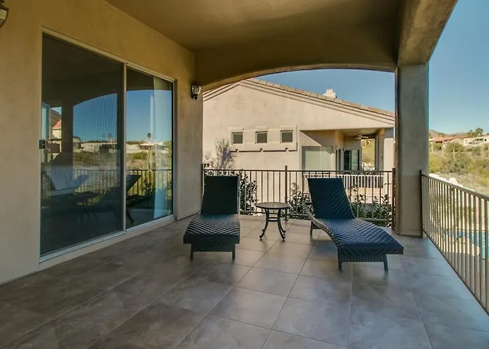 Сasa de vacaciones Fabulous 4-bdrm Wbreathtaking Views Pool *
