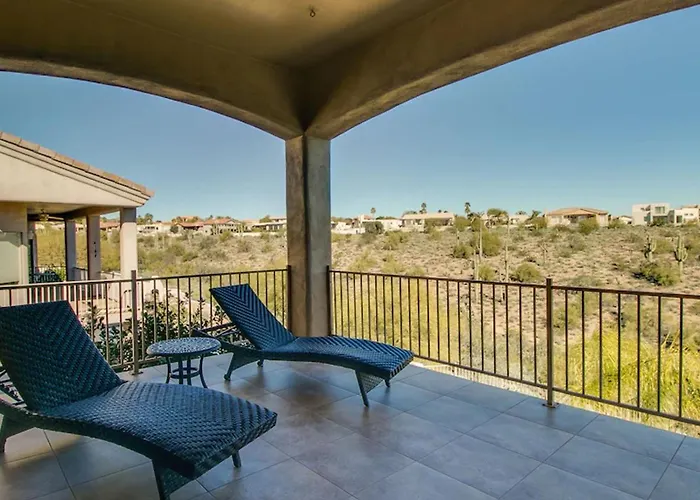 Сasa de vacaciones Fabulous 4-bdrm Wbreathtaking Views Pool