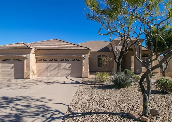 Fabulous 4-bdrm Wbreathtaking Views Pool * Fountain Hills