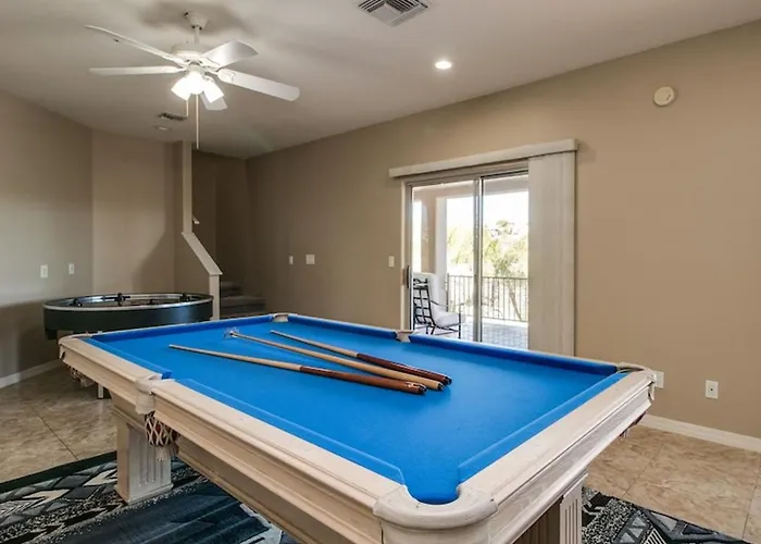 Fabulous 4-bdrm Wbreathtaking Views Pool Fountain Hills