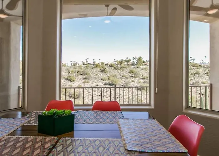 Сasa de vacaciones Fabulous 4-bdrm Wbreathtaking Views Pool Fountain Hills